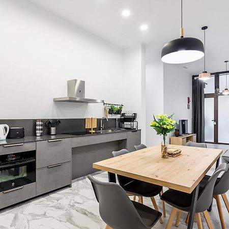 Apartamento De Estilo Moderno Hasta 5 Pax Валенсия Екстериор снимка